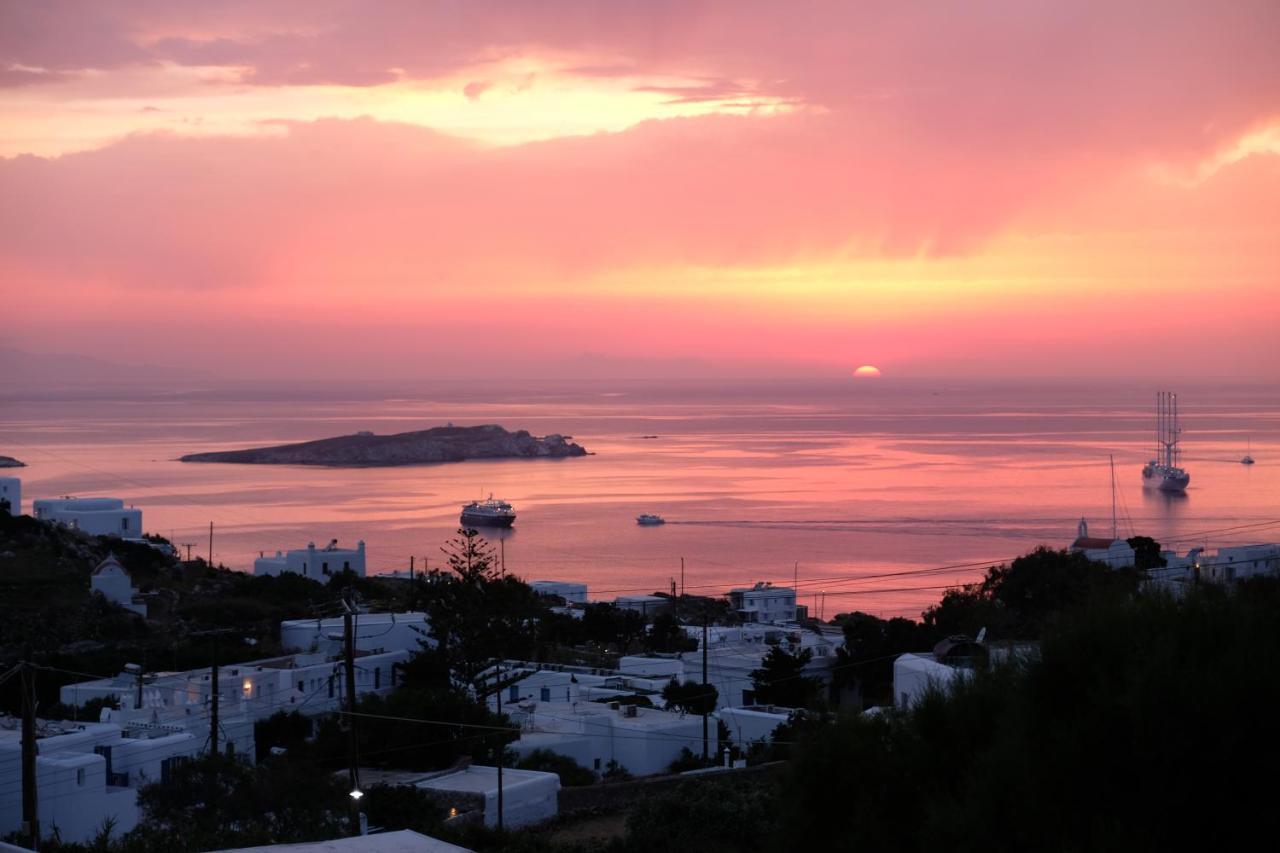 Ostraco Suites Mykonos Town Exterior photo